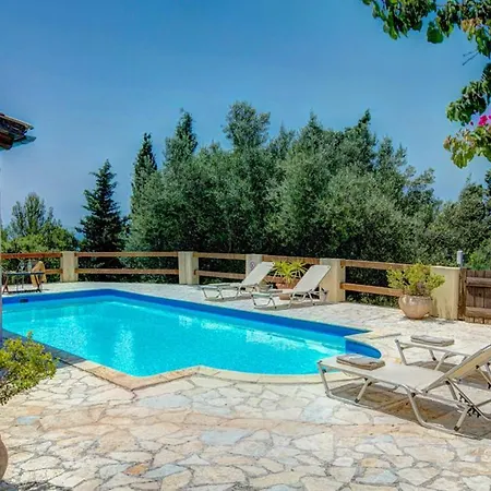 Villa Sleeps 4 Pool Air Con Wifi Khalikerí